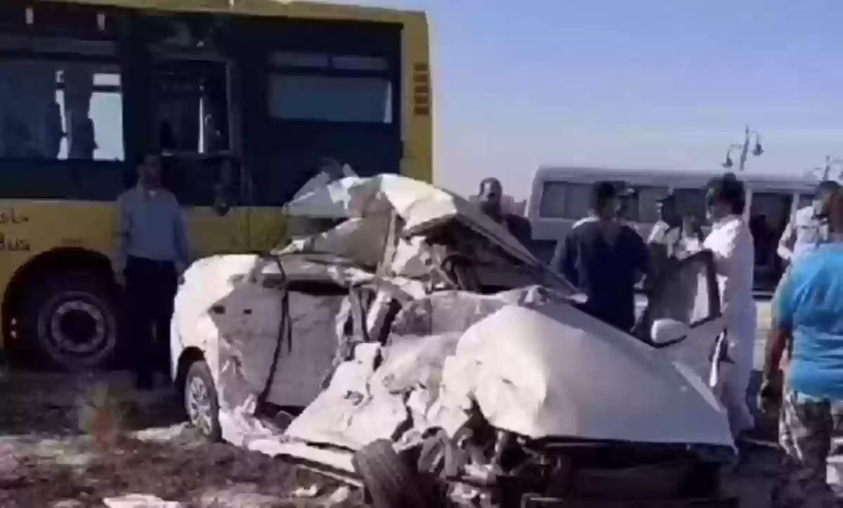 حادث مروري على طريق المطرفية يؤدي بحياة 4 فتيات والسائق في حالة حرجة..