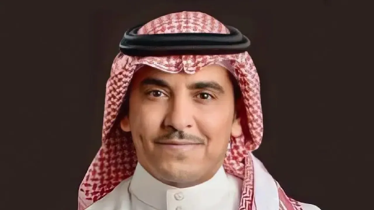 وزير الإعلام السعودي ينعي أسرة المصور هاني الزهراني