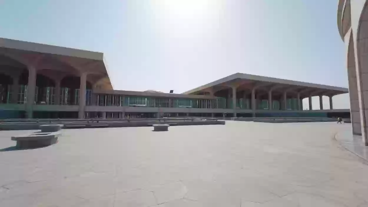 مطار الأحساء الدولي