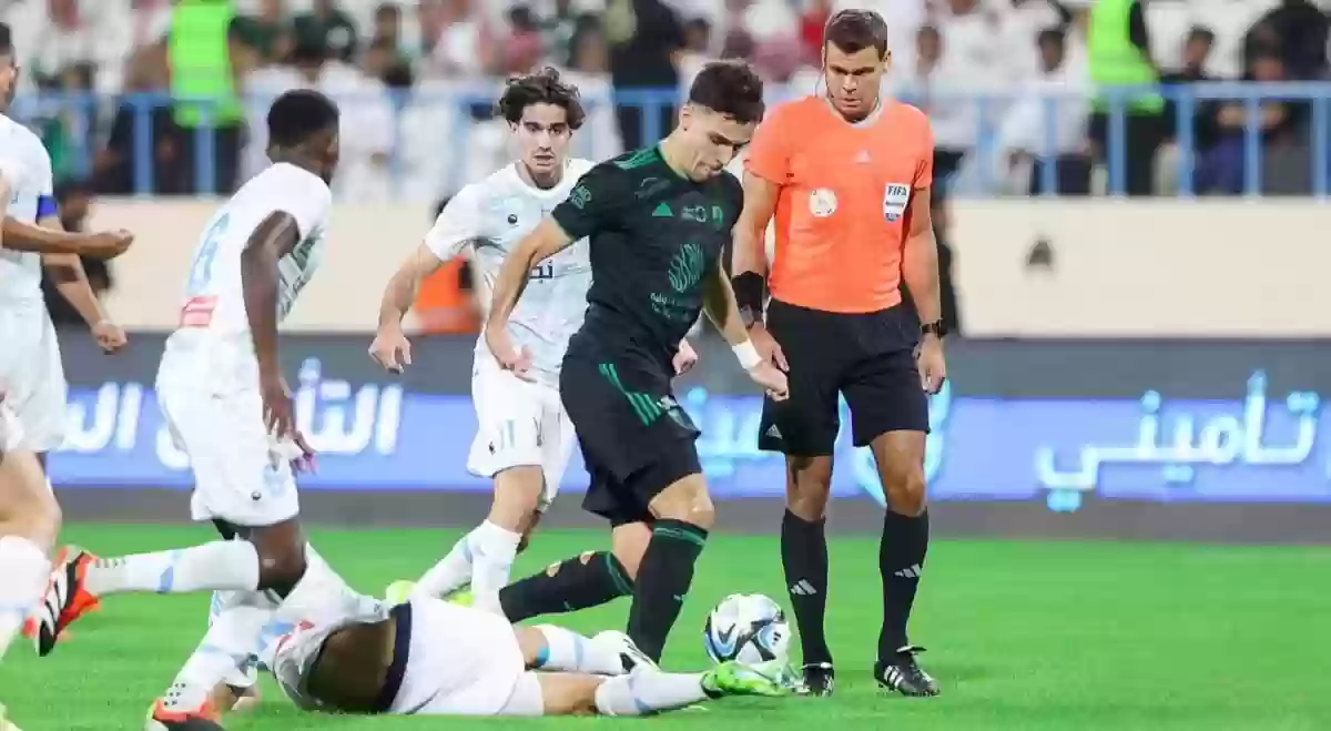 افتقاد لنجم الأهلي السعودي في مباراة الأخدود في دوري روشن