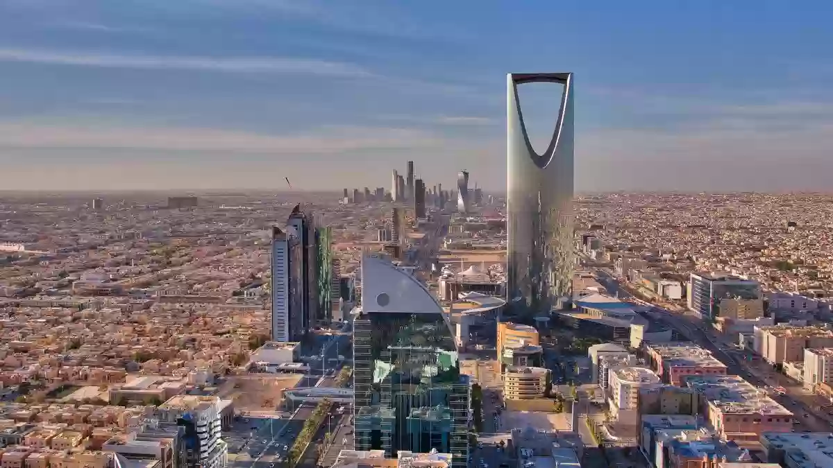 معلومات كاملة عن برج المملكة في الرياض