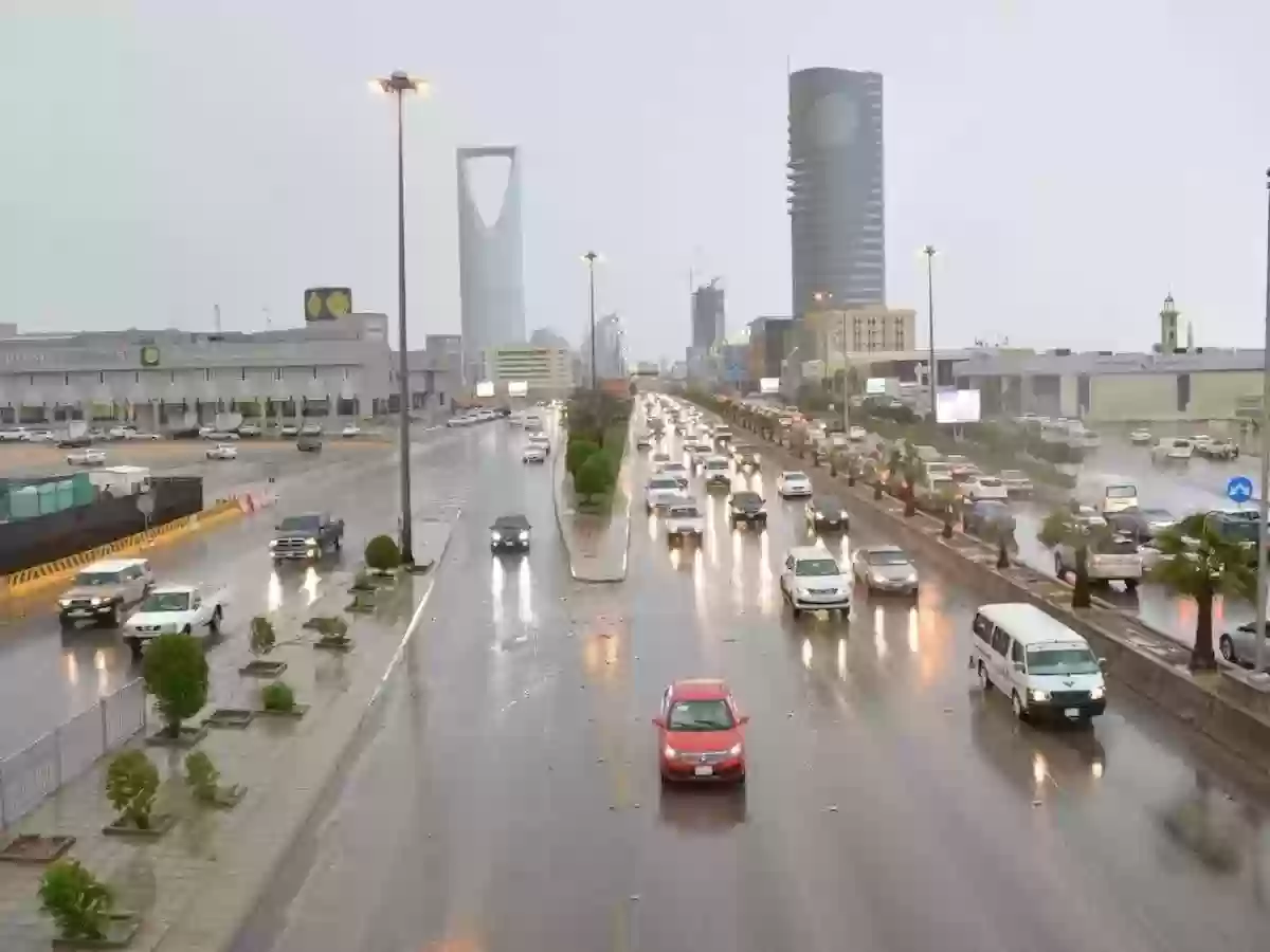 رسميًا.. الأرصاد السعودية تعلن استمرار موجة التقلبات!! أمطار رعدية ورياح